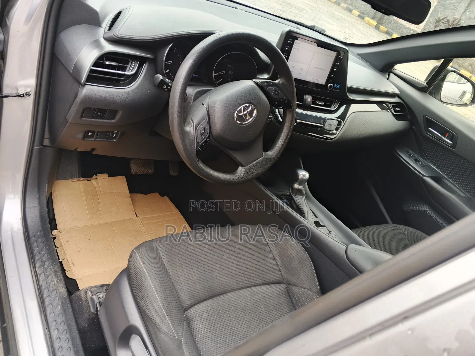 Toyota C-HR 2019 Silver