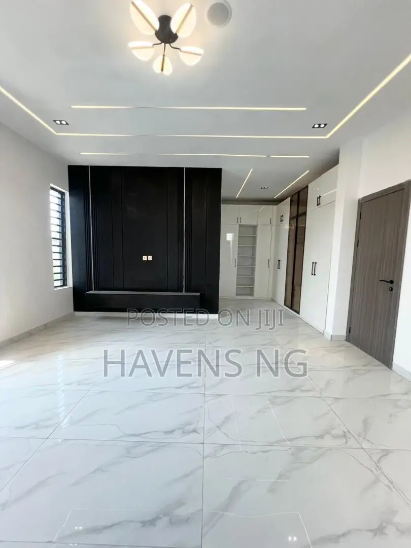 4bdrm Duplex in VGC / Ajah for sale