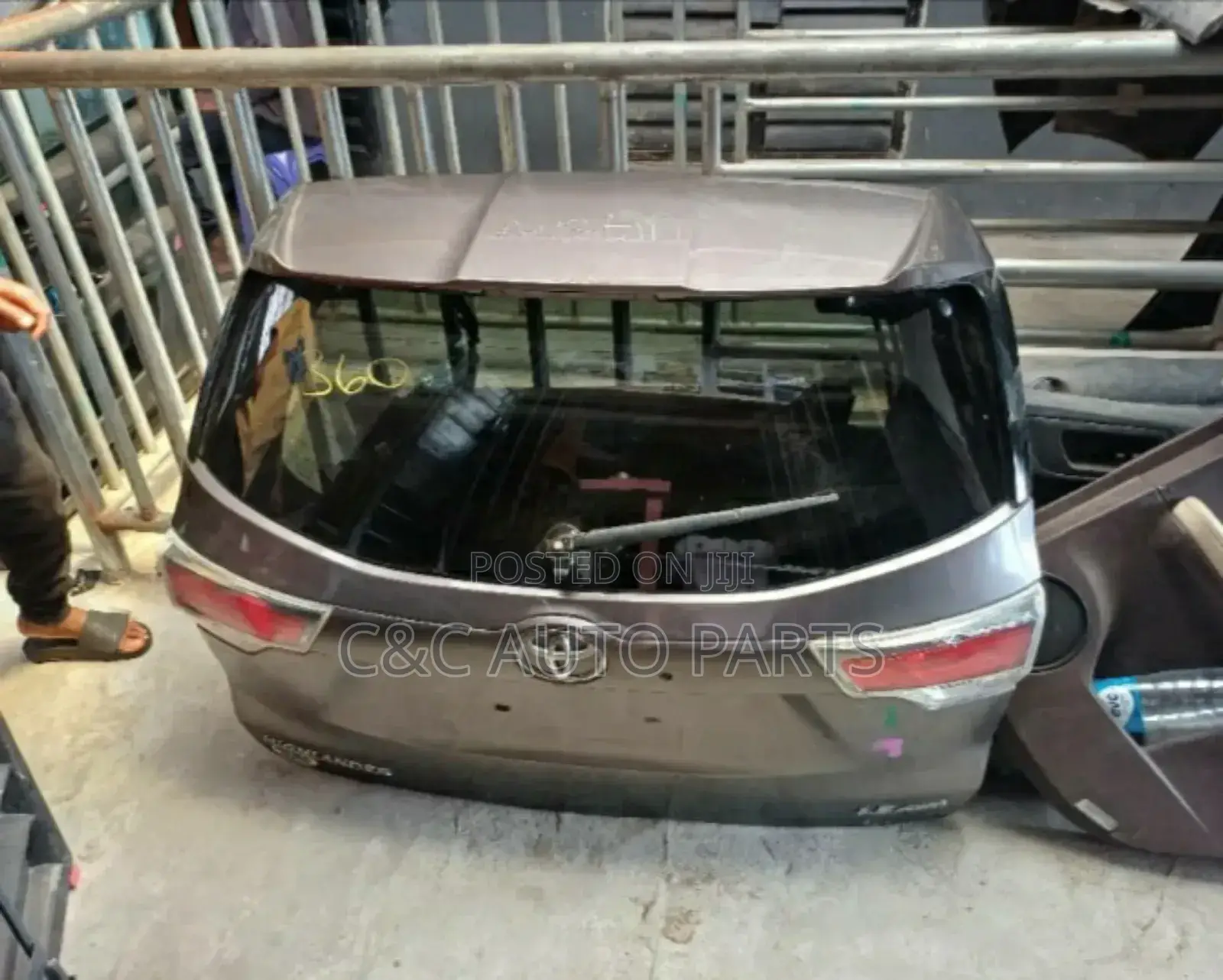 Toyota Highlander 2014 Booth