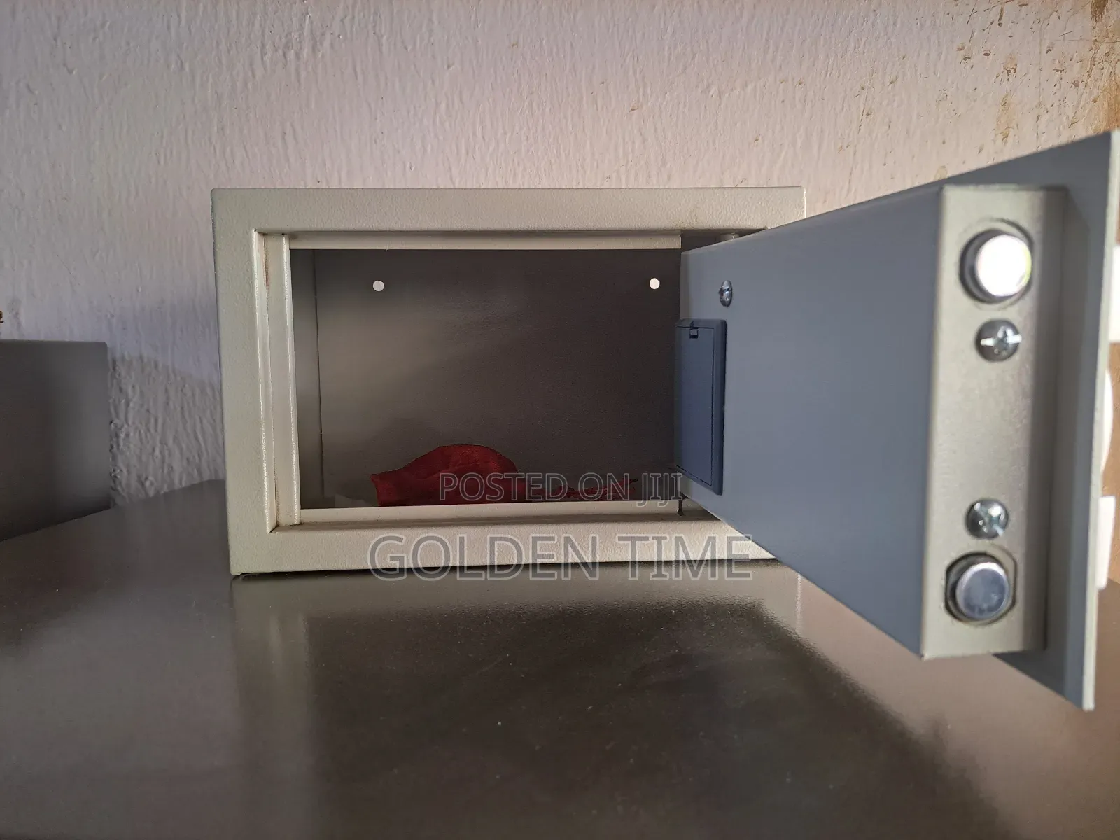 Hotel Safe