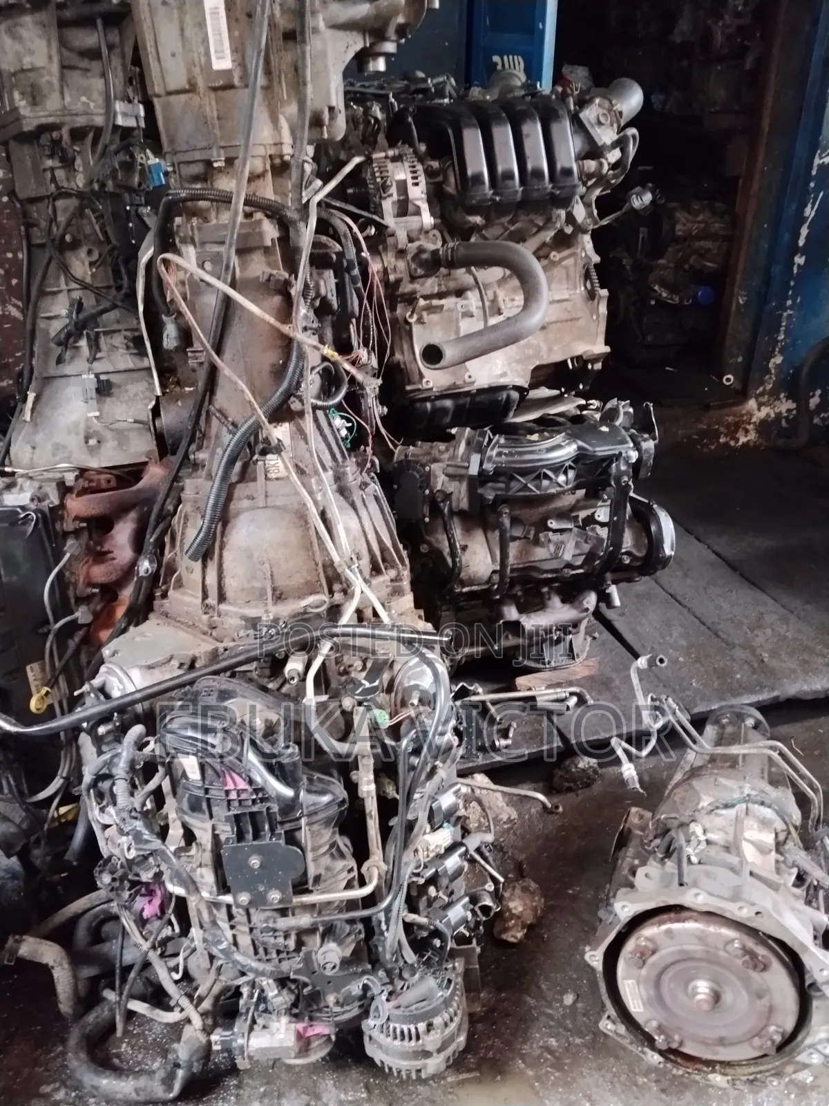 Engine and Gearbox Chevorlet Avalanche 2010 Model 15 Pin Gearbox