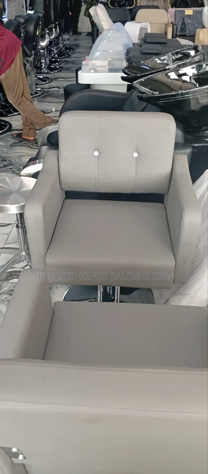 Grey Salon Styling Chair