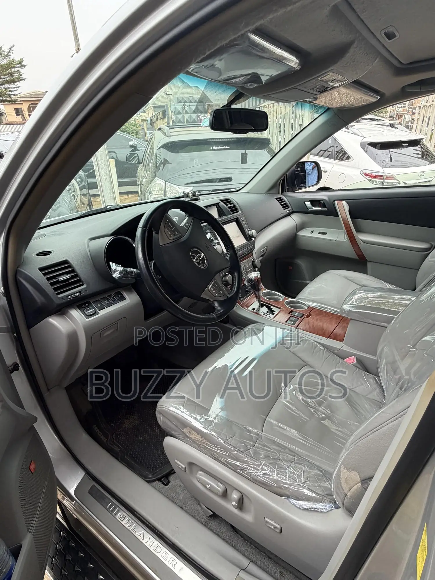 Toyota Highlander Limited 2009 White
