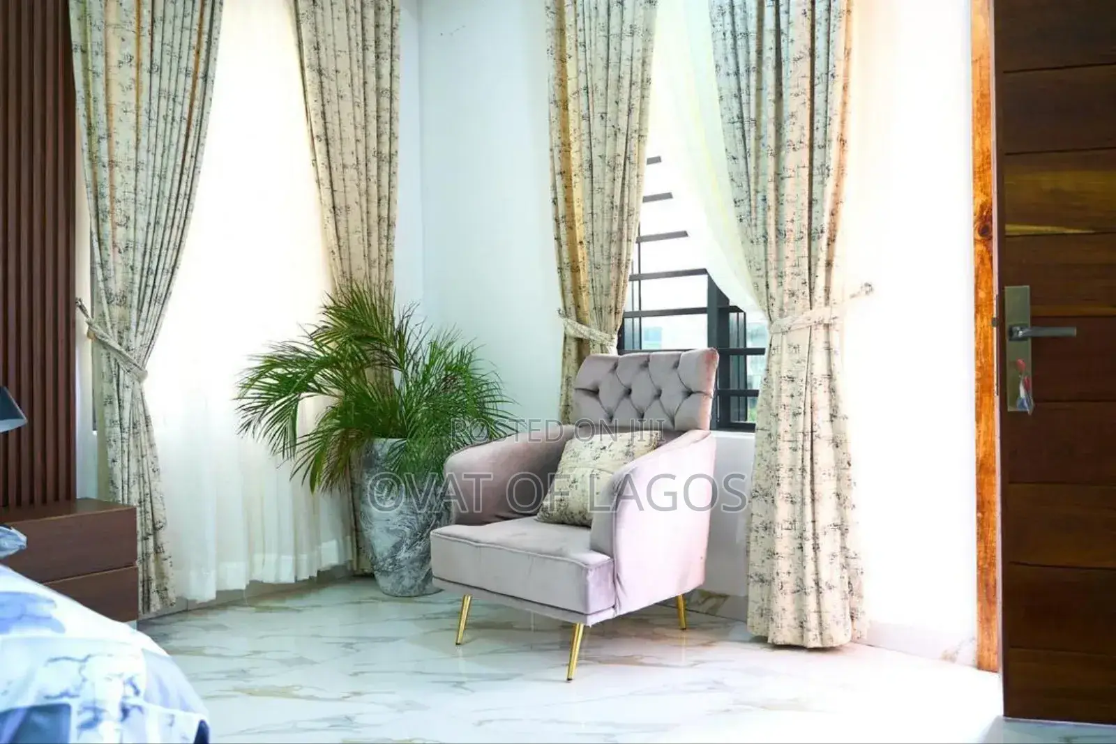 4bdrm Duplex in Chevron Toll Gate for sale