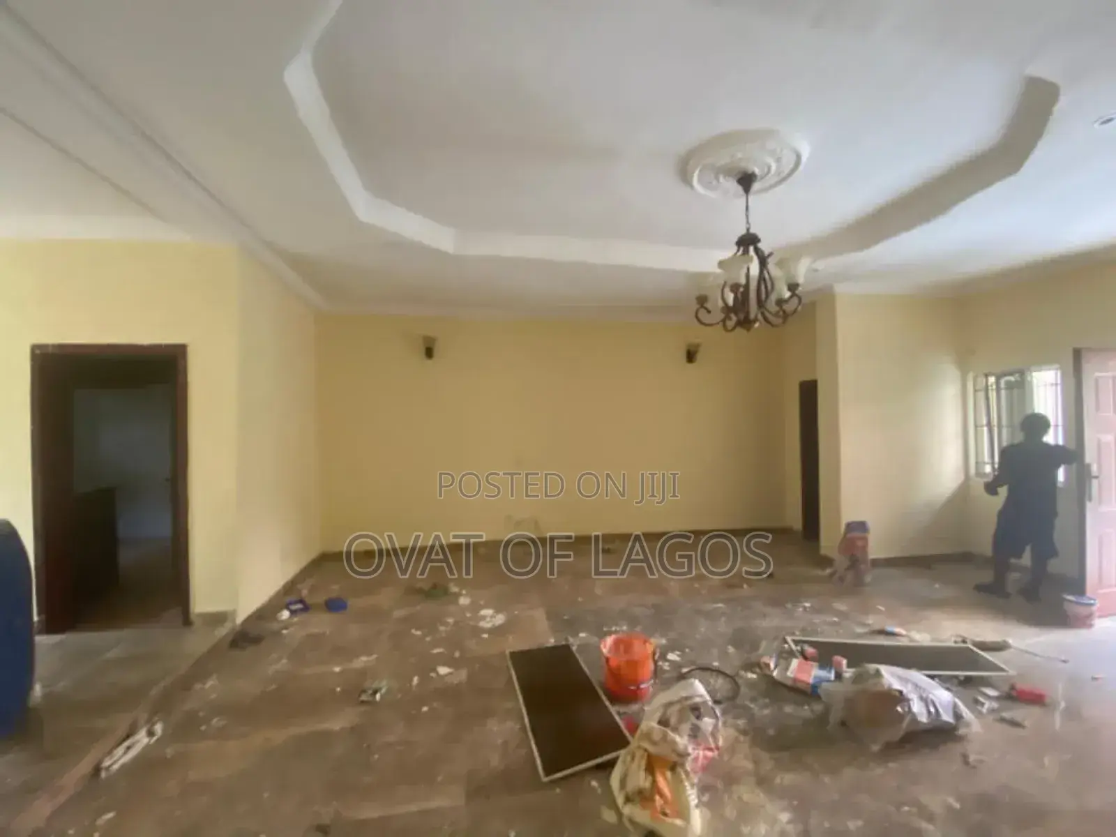 3bdrm Apartment in Chevron for rent