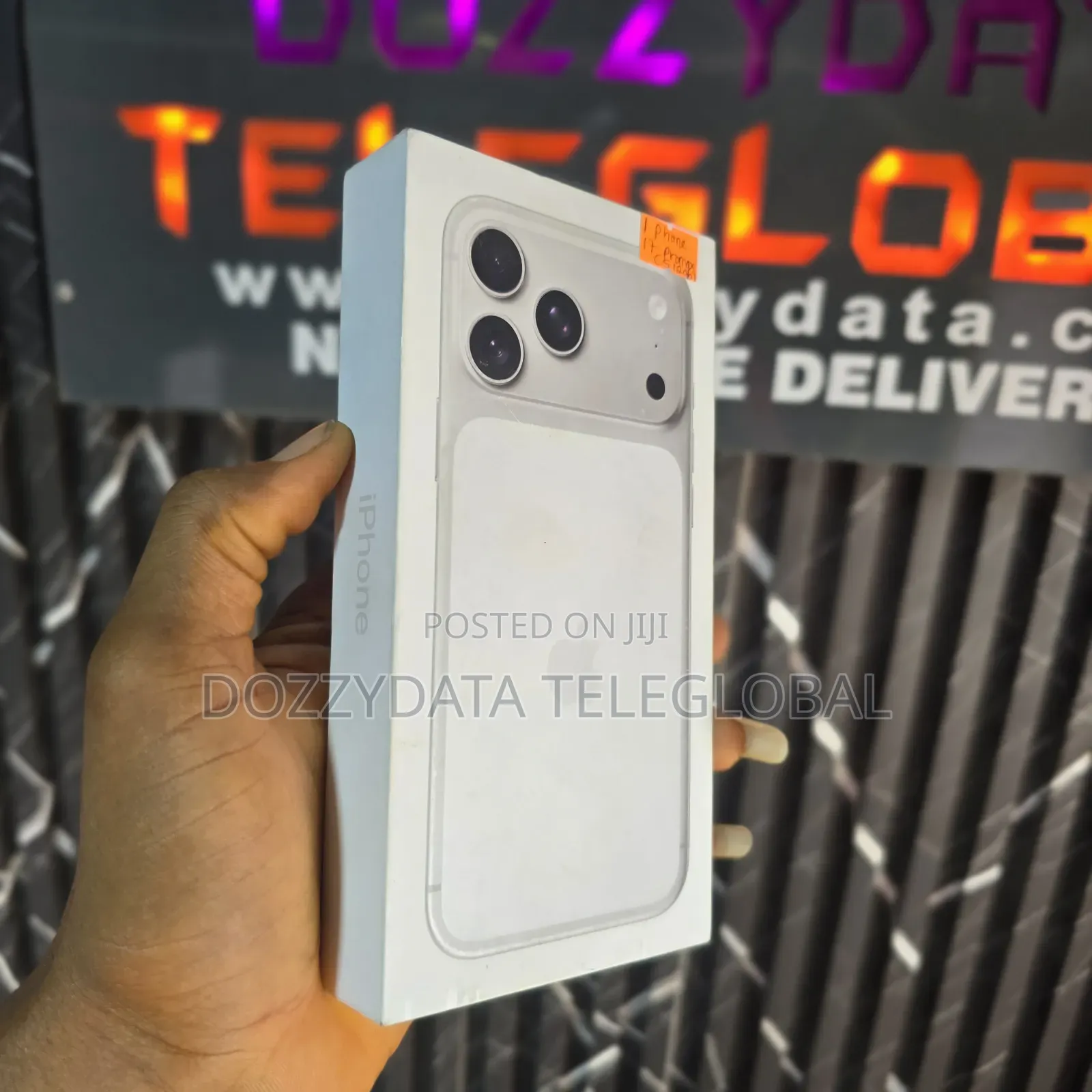 New Apple iPhone 17 Pro Max 512 GB White
