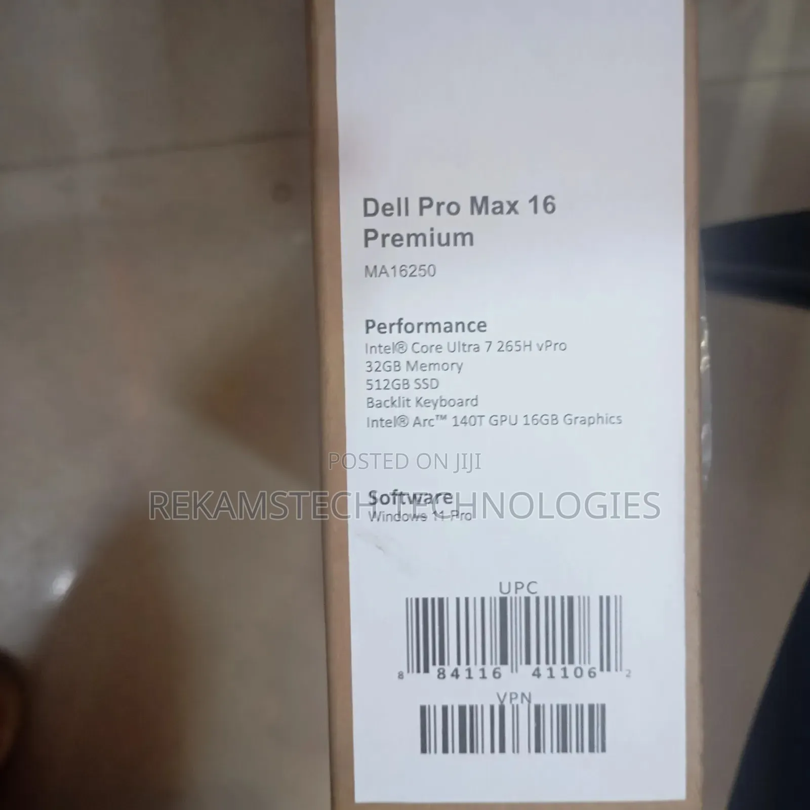 New Laptop Dell Pro Max 16 32GB Intel Core Ultra 7 SSD 512GB