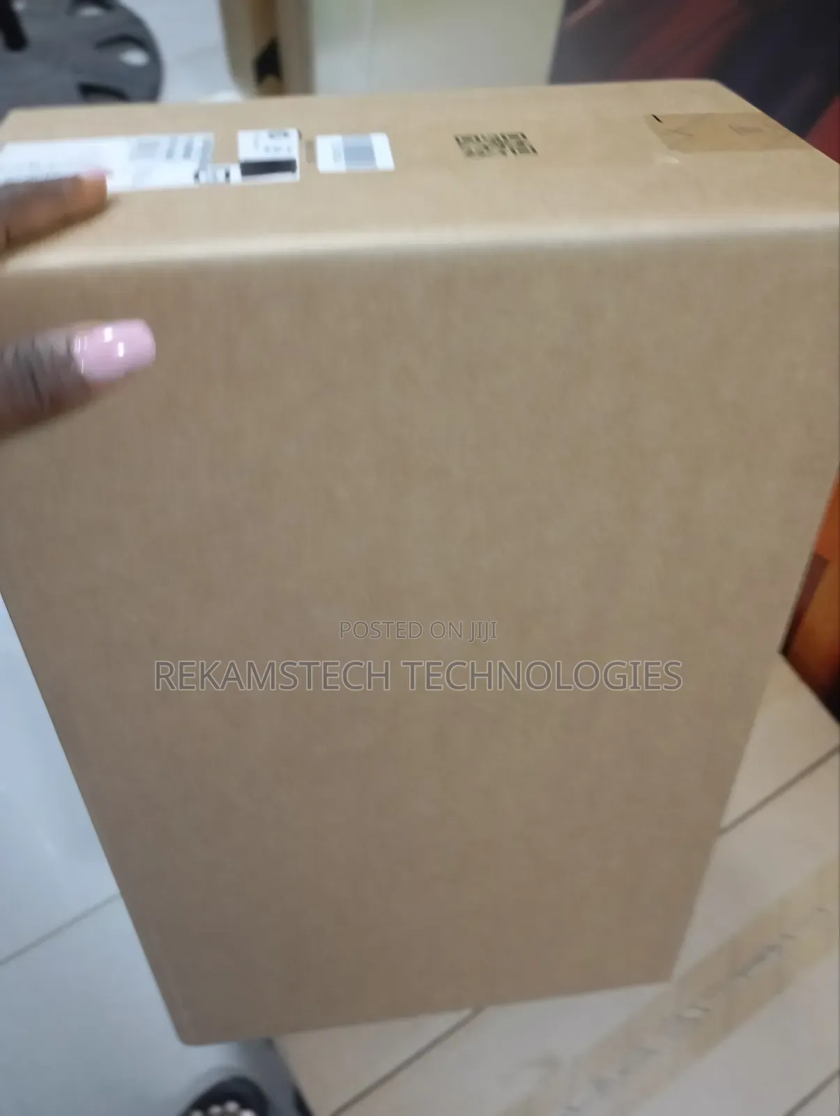 New Laptop Dell Pro Max 16 32GB Intel Core Ultra 7 SSD 512GB