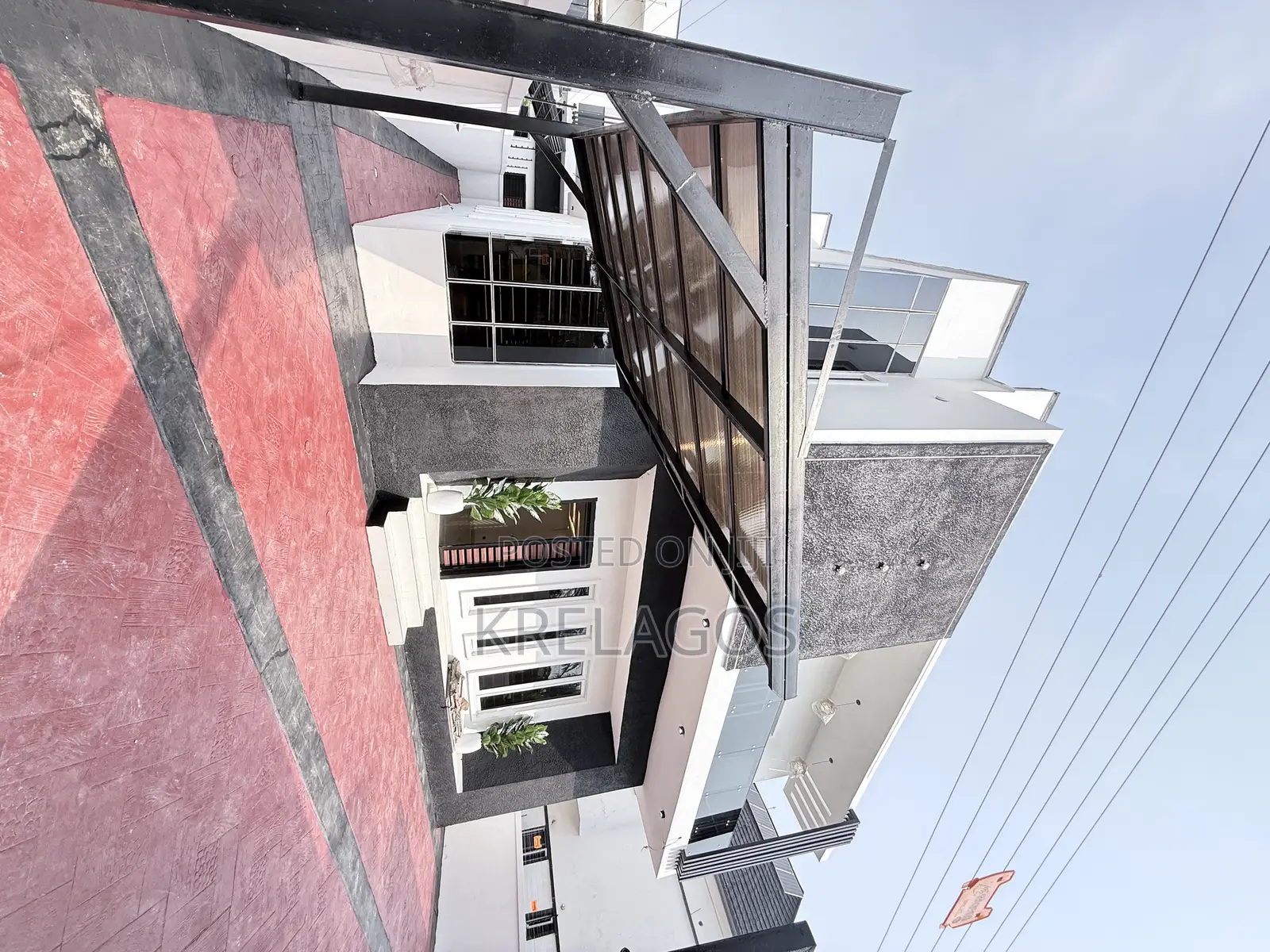 5bdrm Duplex in Ikota for sale