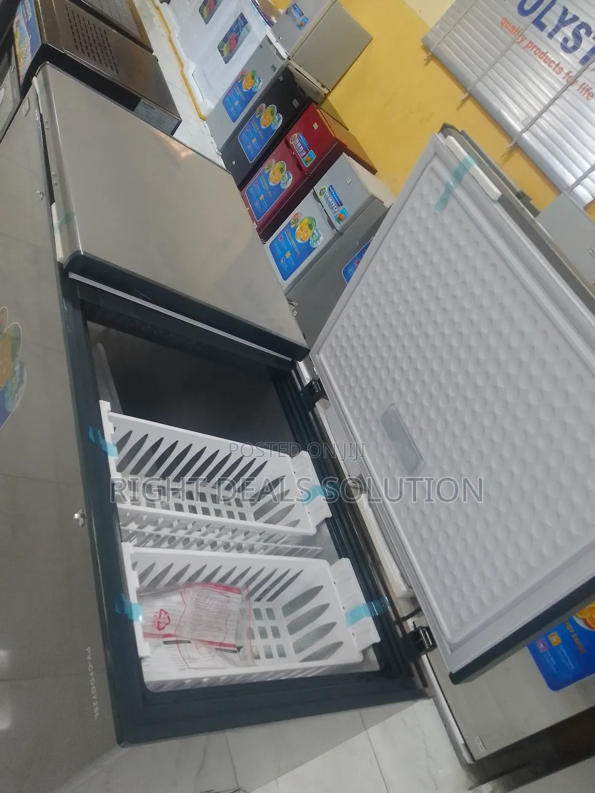 Double Door Chest Freezer With Adjustable Thermostat