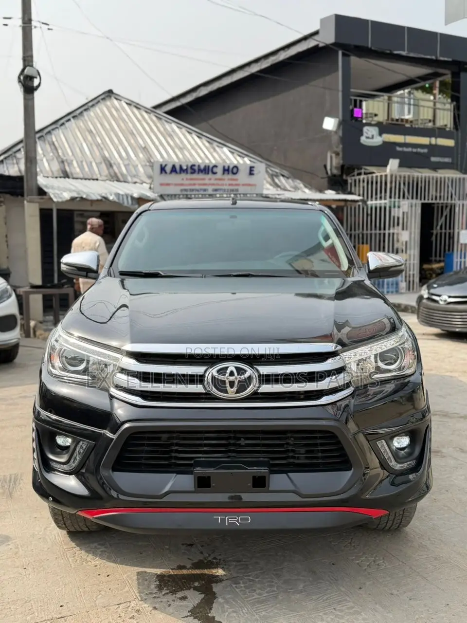 Toyota Hilux 2020 Black