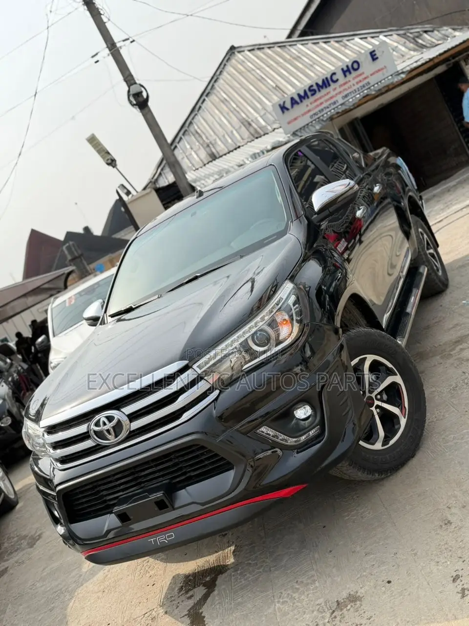 Toyota Hilux 2020 Black