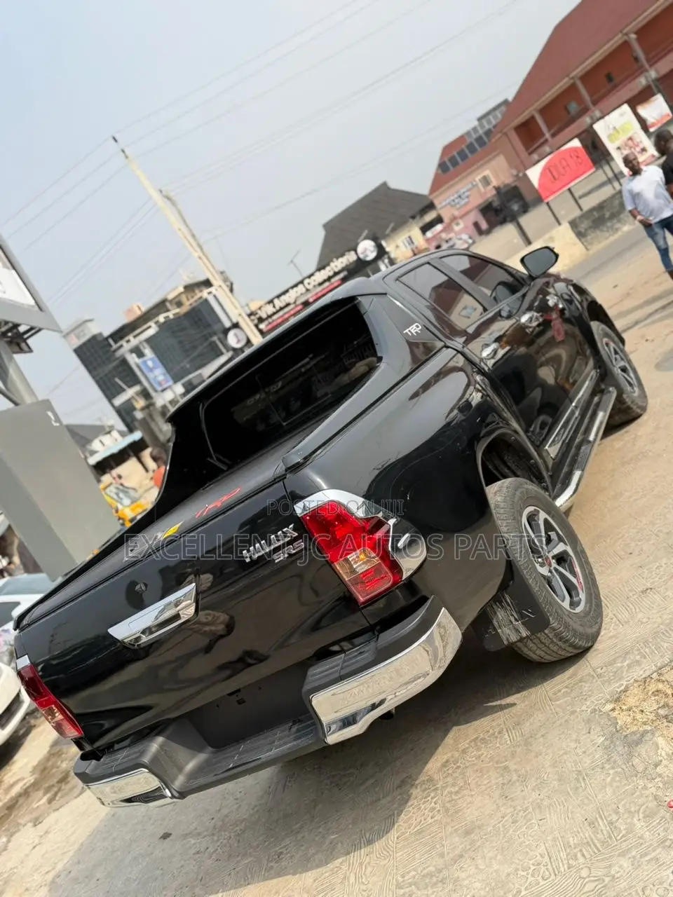 Toyota Hilux 2020 Black