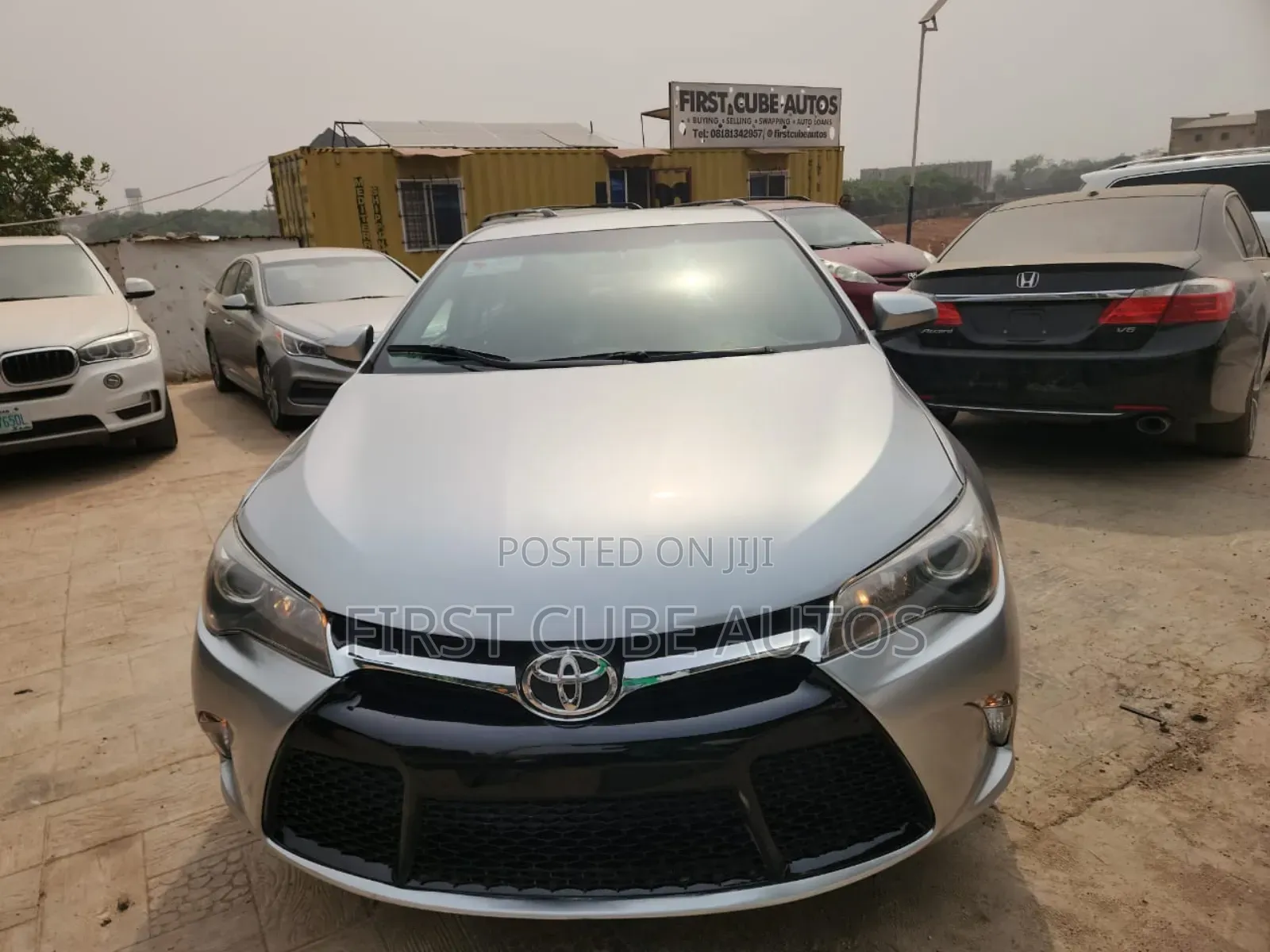 Toyota Camry SE 4dr Sedan (2.5L 4cyl 6A) 2016 Silver