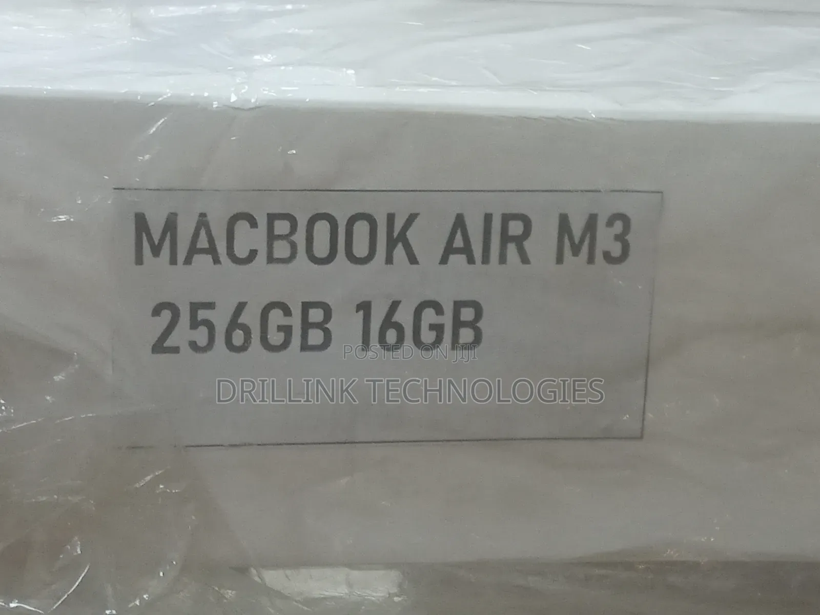 New Laptop Apple MacBook Air 2024 M3 13-inch 16GB Apple M3 SSD 256GB