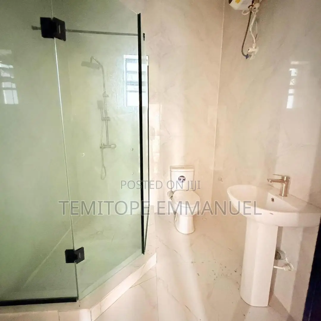 Furnished 4bdrm Duplex in Maryland for sale