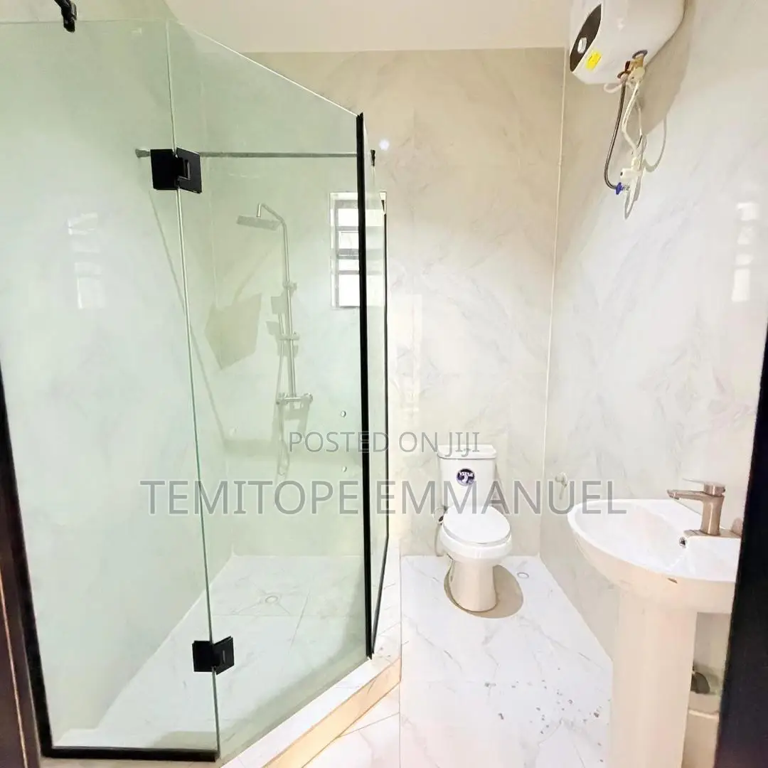 Furnished 4bdrm Duplex in Maryland for sale