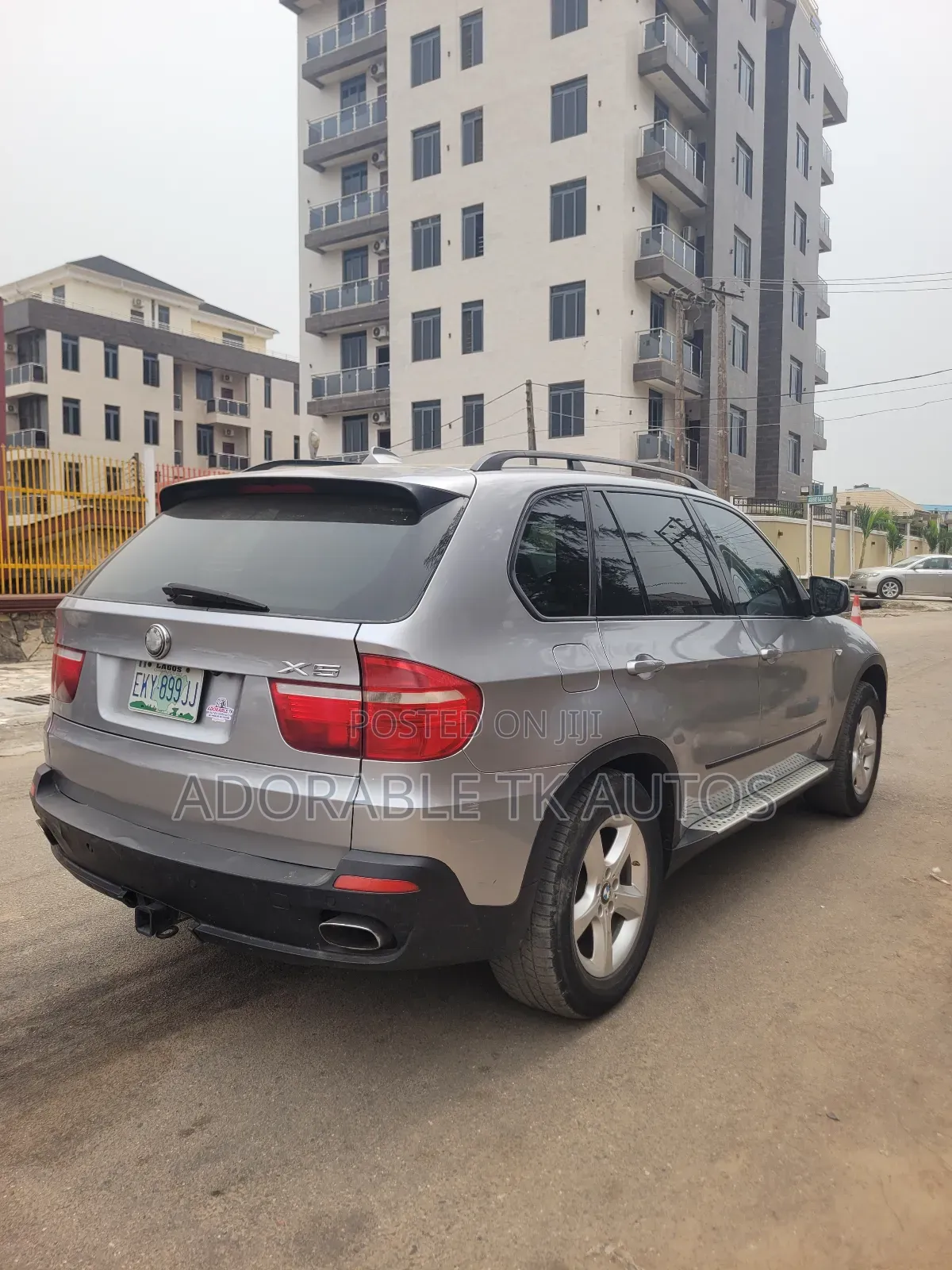 BMW X5 xDrive 48i AWD (4.8L 8cyl 6A) 2009 Silver
