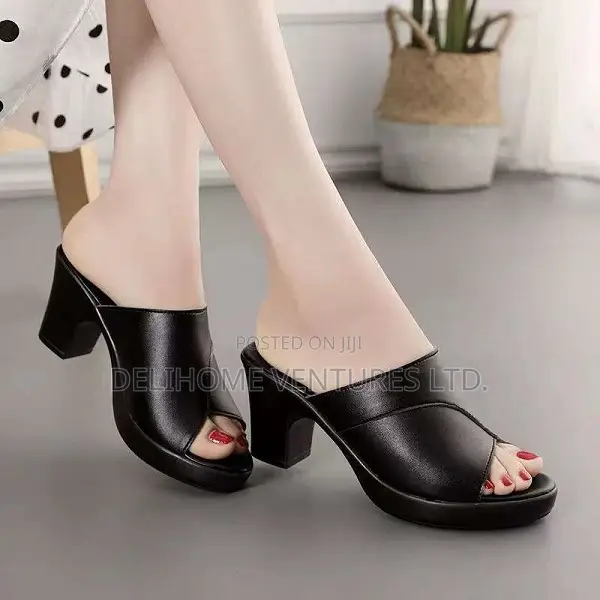 Female Wedge Slippers