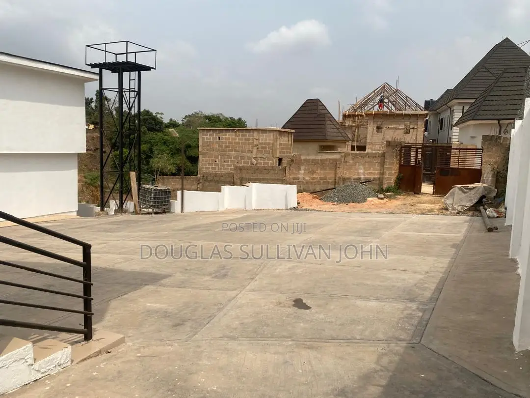 10bdrm Block of Flats in Transparency Estate, Enugu for sale