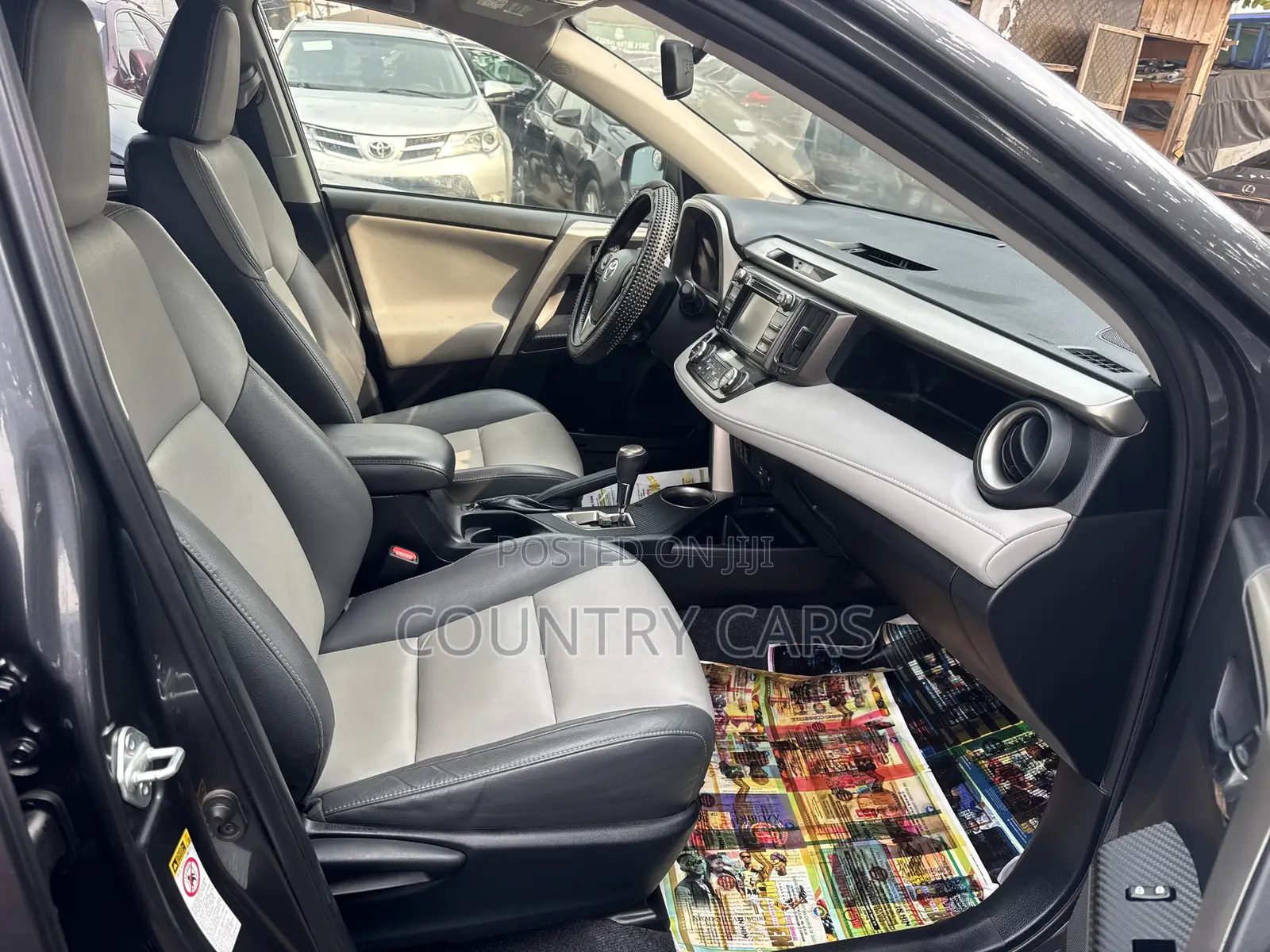 Toyota RAV4 Limited 4dr SUV AWD (2.5L 4cyl 6A) 2015 Gray
