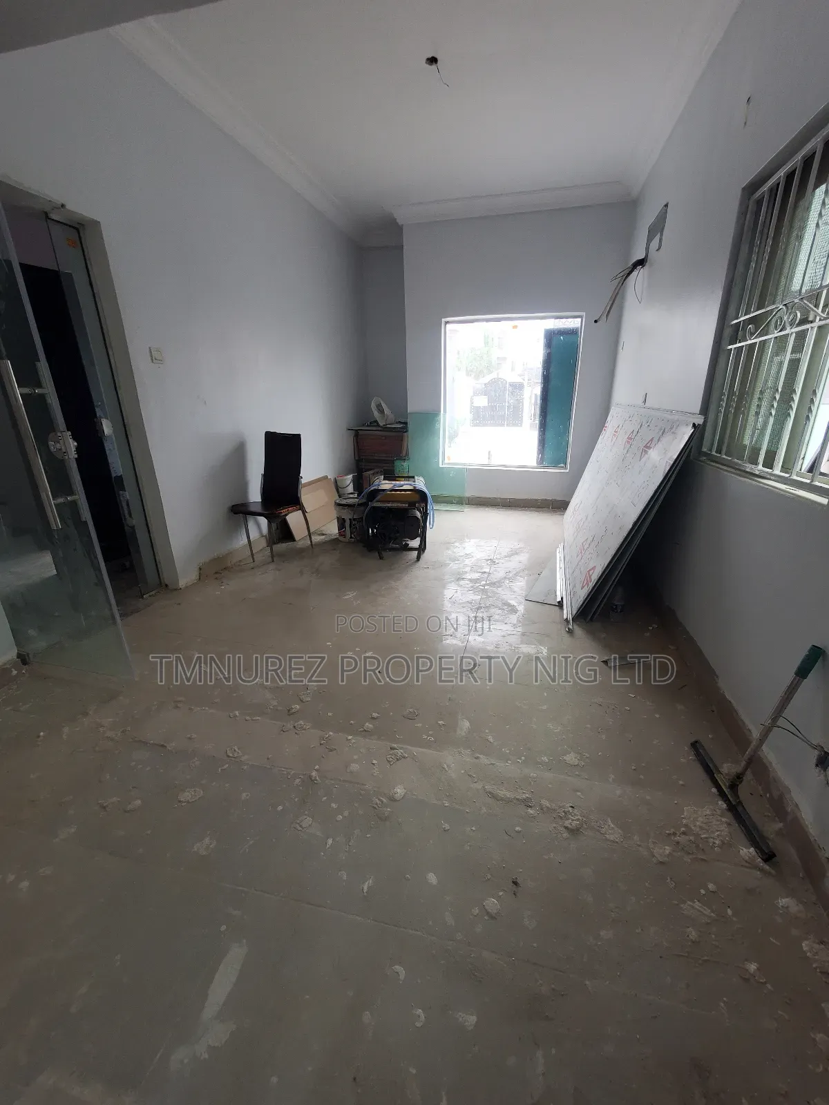 Shop Space for Rent at Lekki Phase1