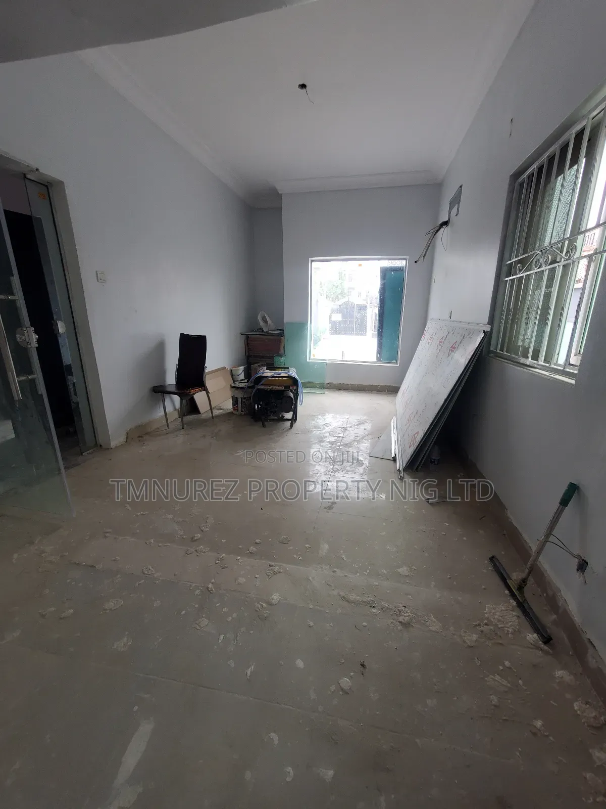 Shop Space for Rent at Lekki Phase1
