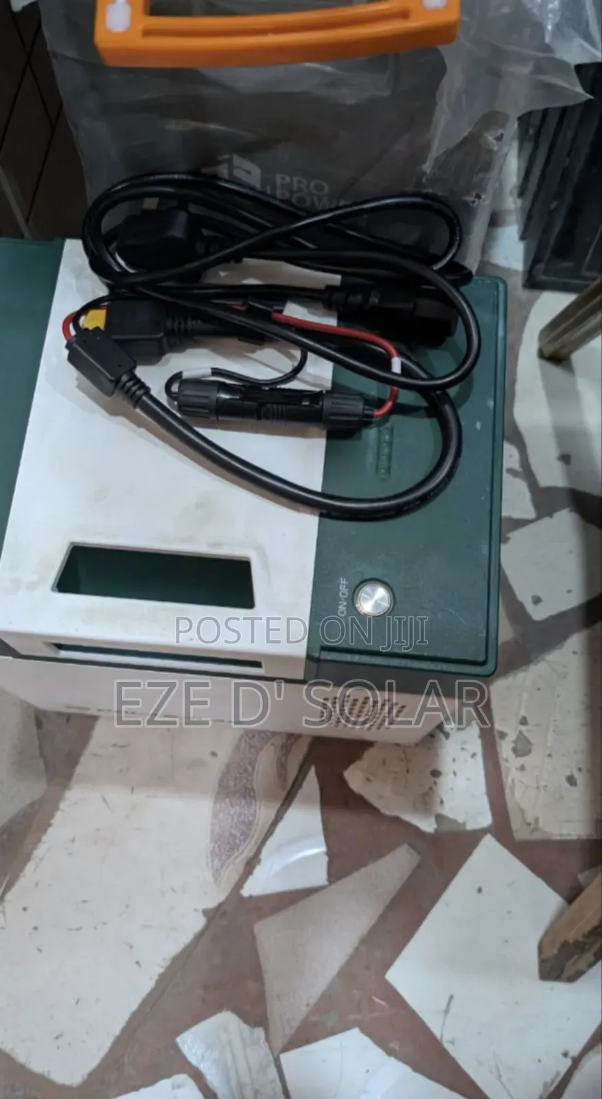 Tokunbo 2kwh Solar Generator