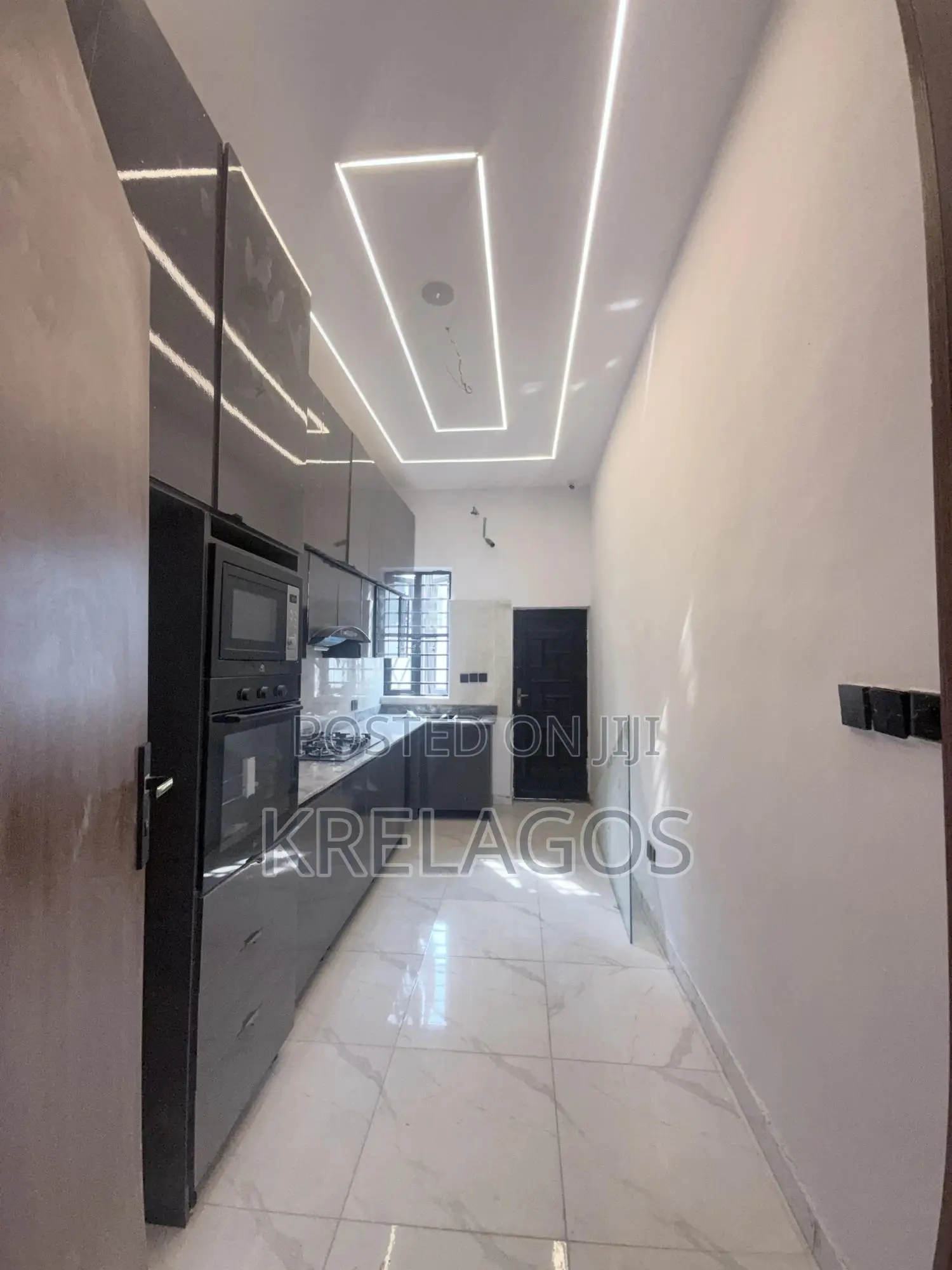 2bdrm Duplex in Abraham Adesanya Estate for sale
