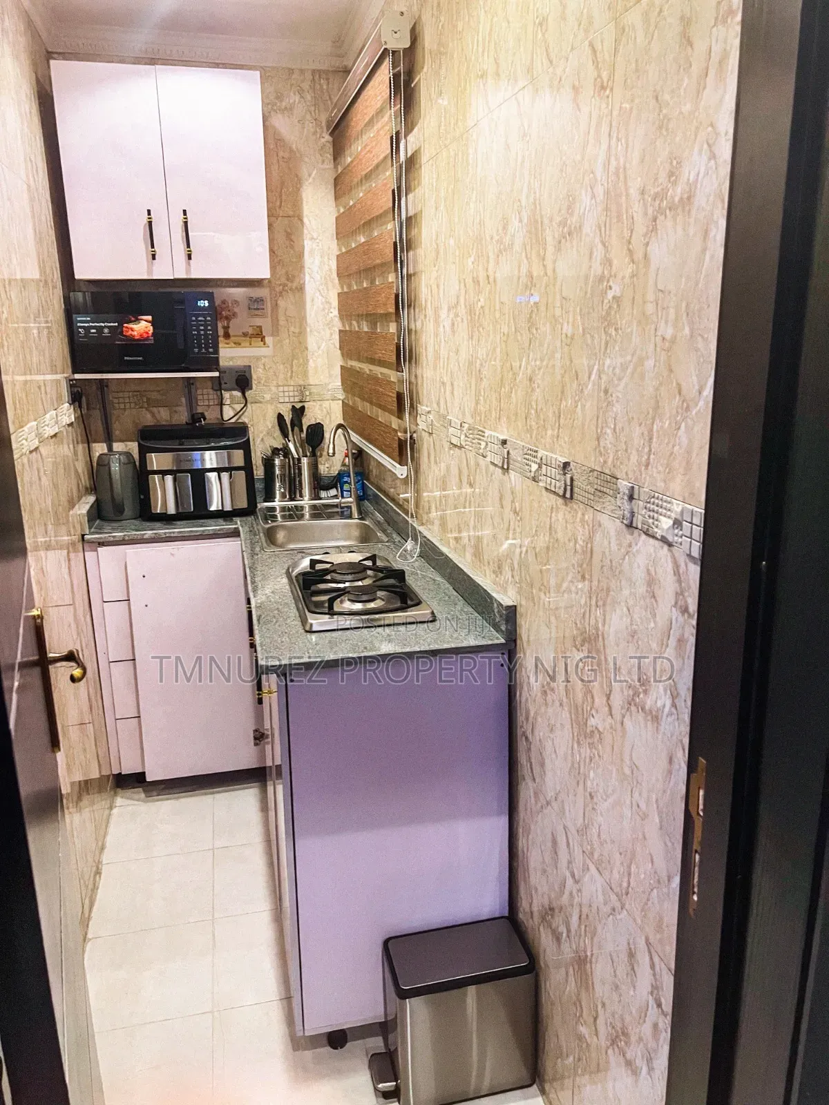 Furnished Mini Flat in Lekki Phase1 for rent