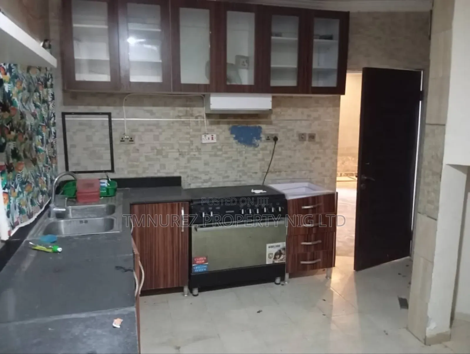 4bdrm Duplex in Lekki Phase1 for rent