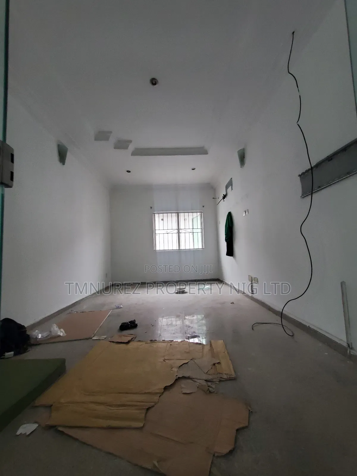 Shop for Rent at Lekki Phase1