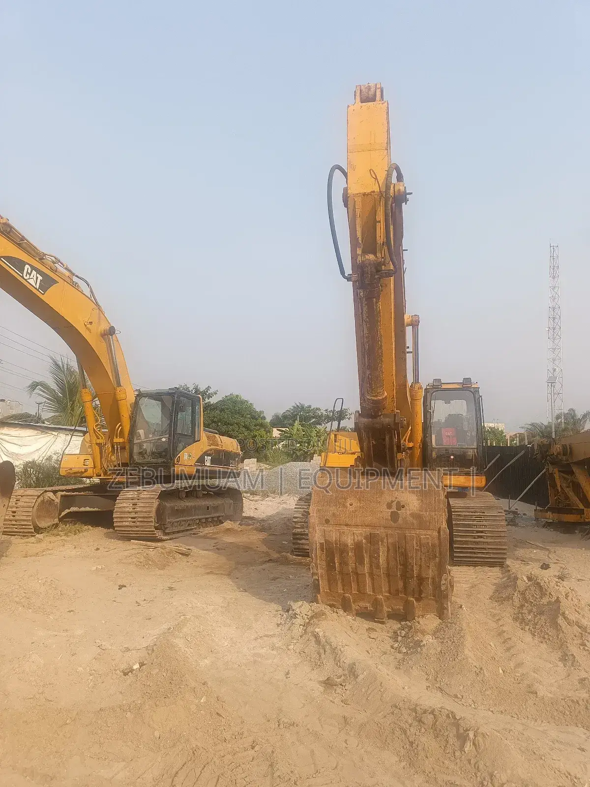 Caterpillar Excavator 330cl for Sale. Price: 165m Naira
