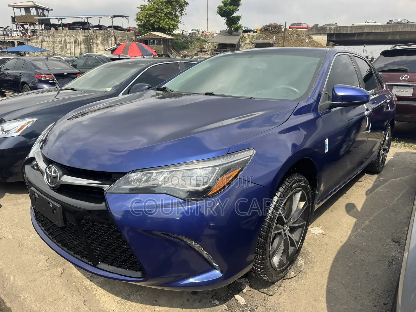 Toyota Camry XSE V6 4dr Sedan (3.5L 6cyl 6A) 2016 Blue