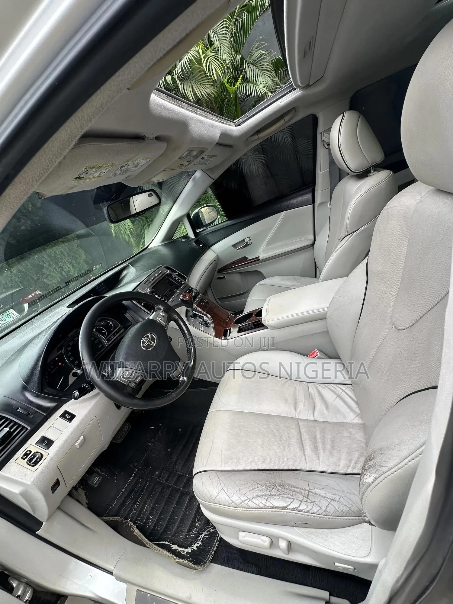 Toyota Venza V6 AWD 2010 Silver