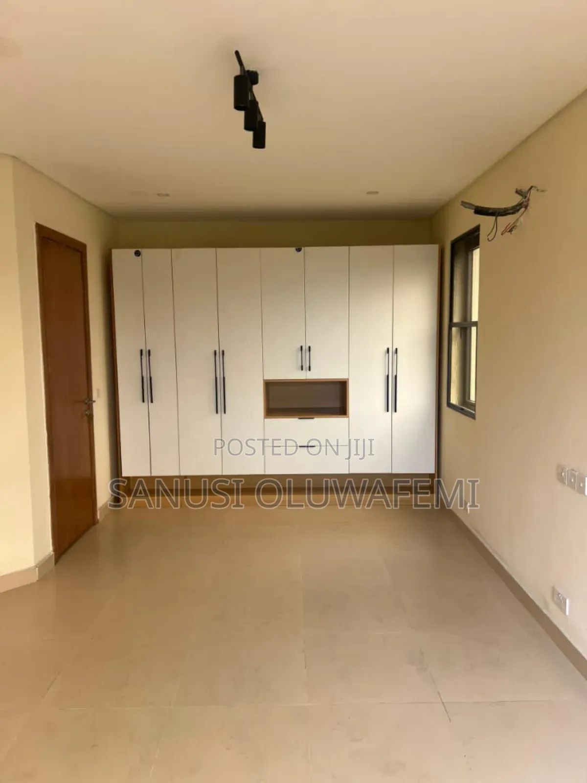 3bdrm Block of Flats in Ikeja GRA for rent