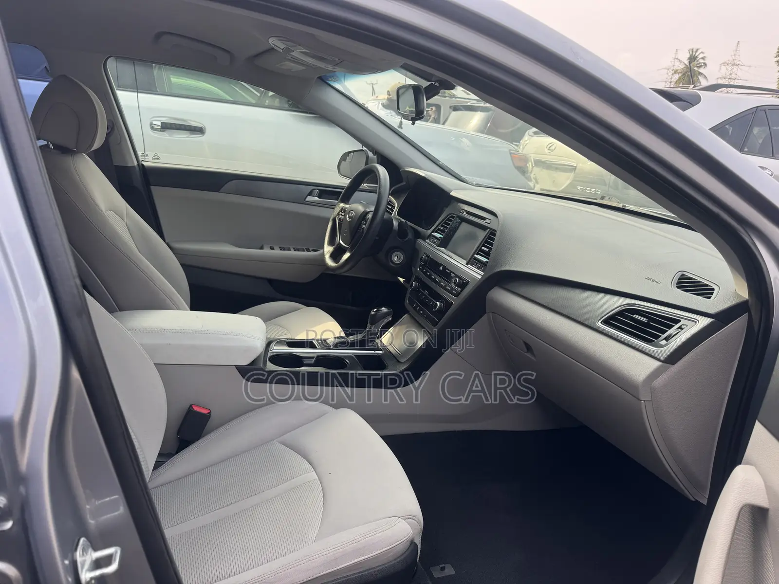 Hyundai Sonata Base Sedan FWD (2.4L 4cyl 6A) 2016 Gray