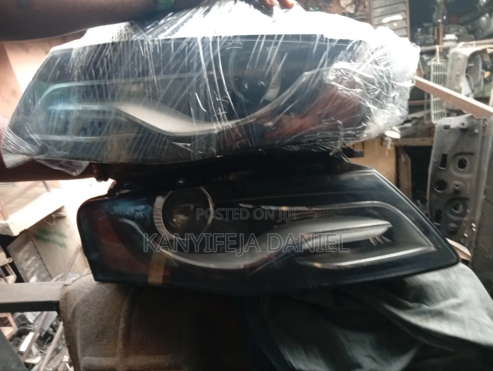 2010 Audi A4 Headlight