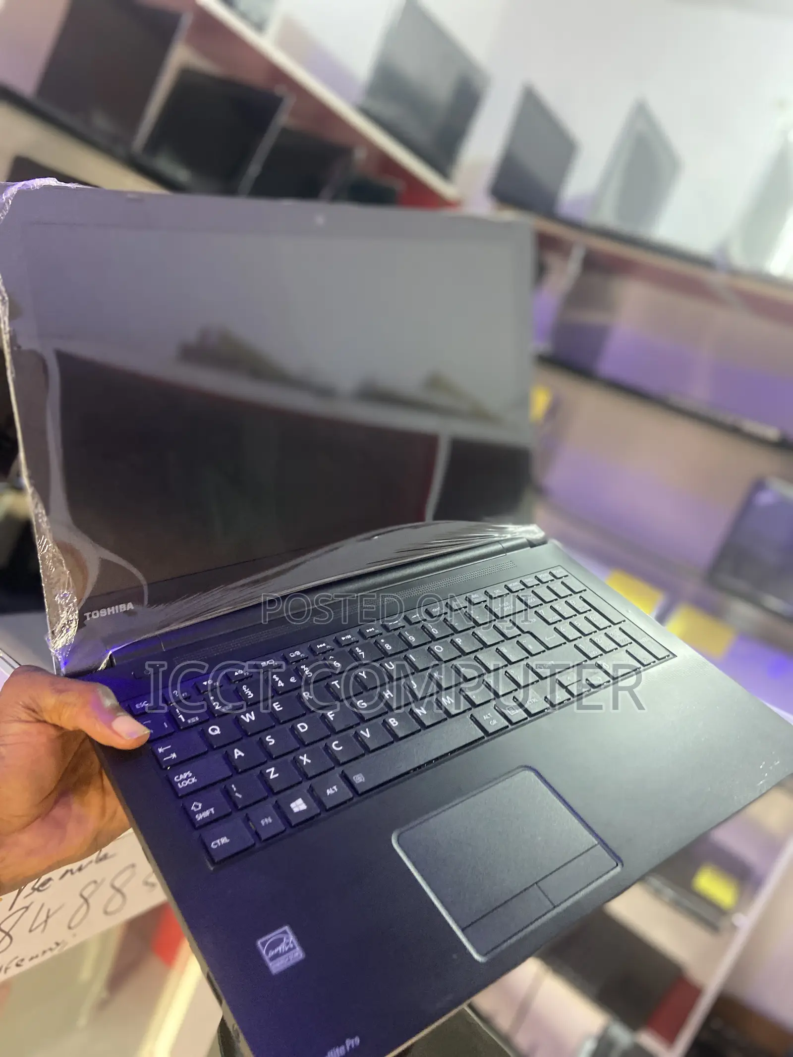 New Laptop Toshiba Satellite Pro C650 8GB Intel Core I5 HDD+SSD 700GB