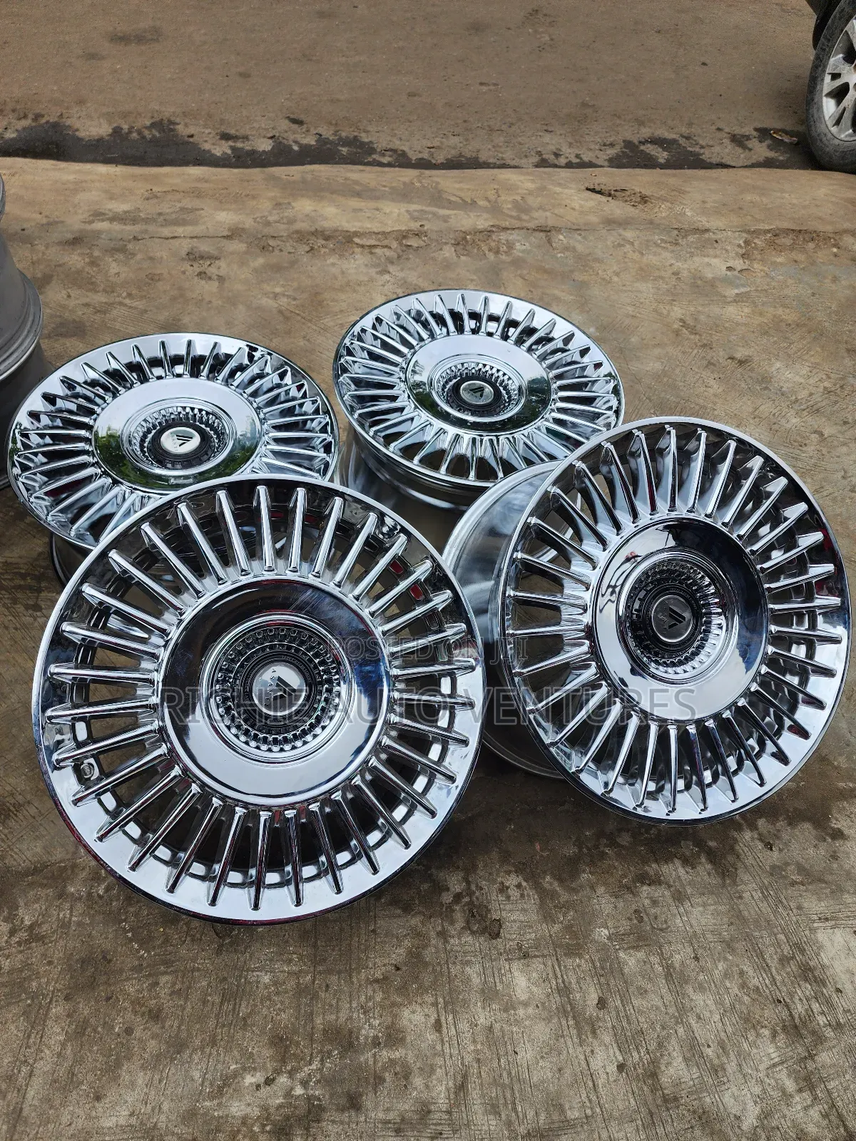 Chrome Rim 20inch. Original Rim.