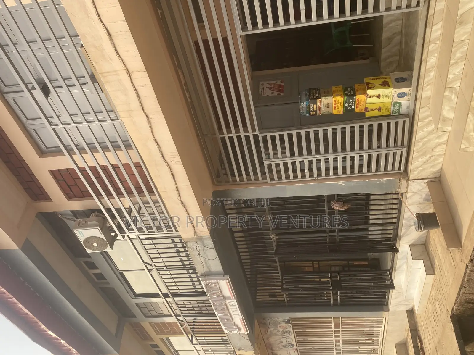 Warehouse Shop Space