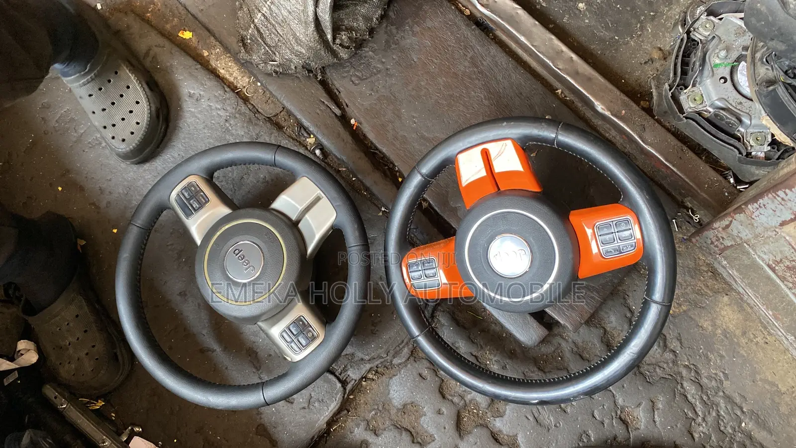 Original Interior Steering Wheel for Jeep Wrangler JK