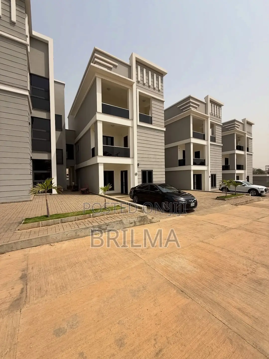 4bdrm Duplex in Kado for sale