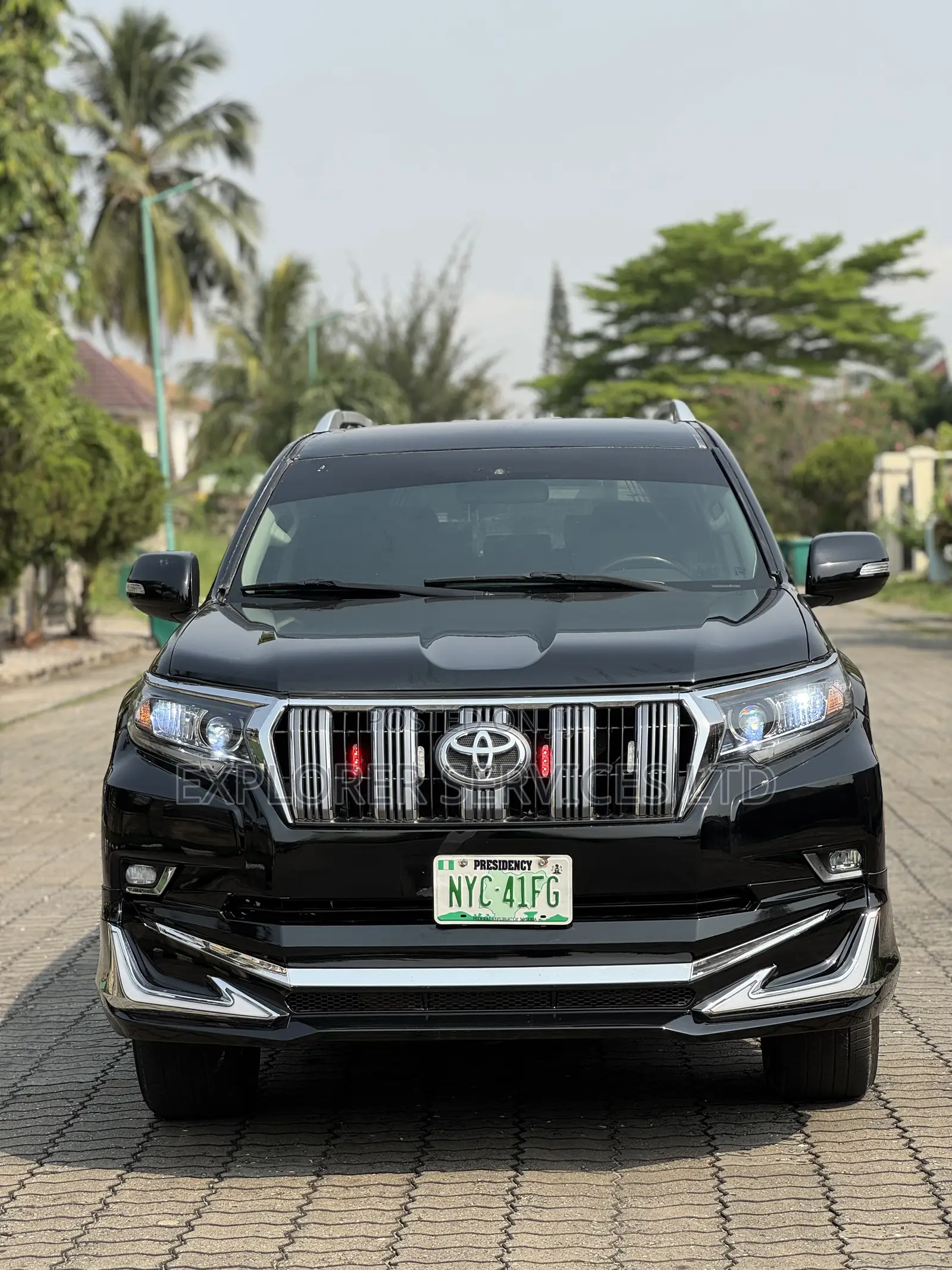 Toyota Land Cruiser Prado 4.0 Petrol TX-L 2014 Black