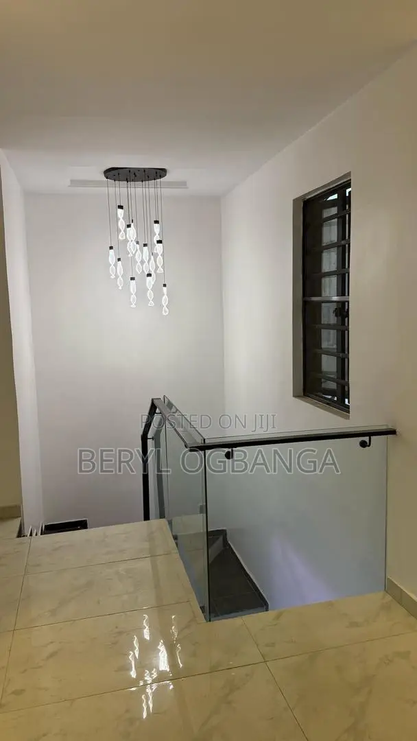 5bdrm Duplex in Ologolo for sale
