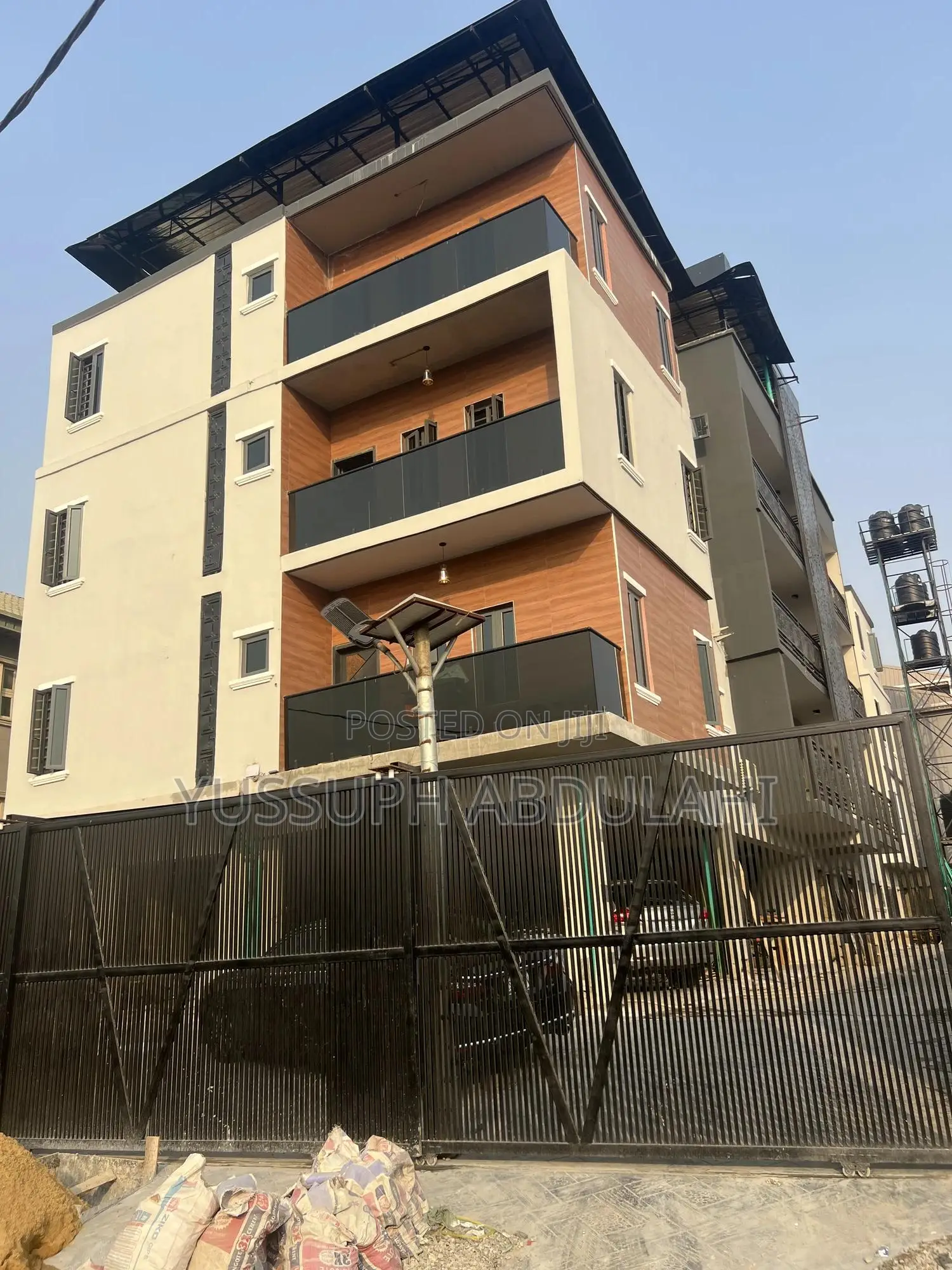 3bdrm Apartment in Yaba, Akoka for sale