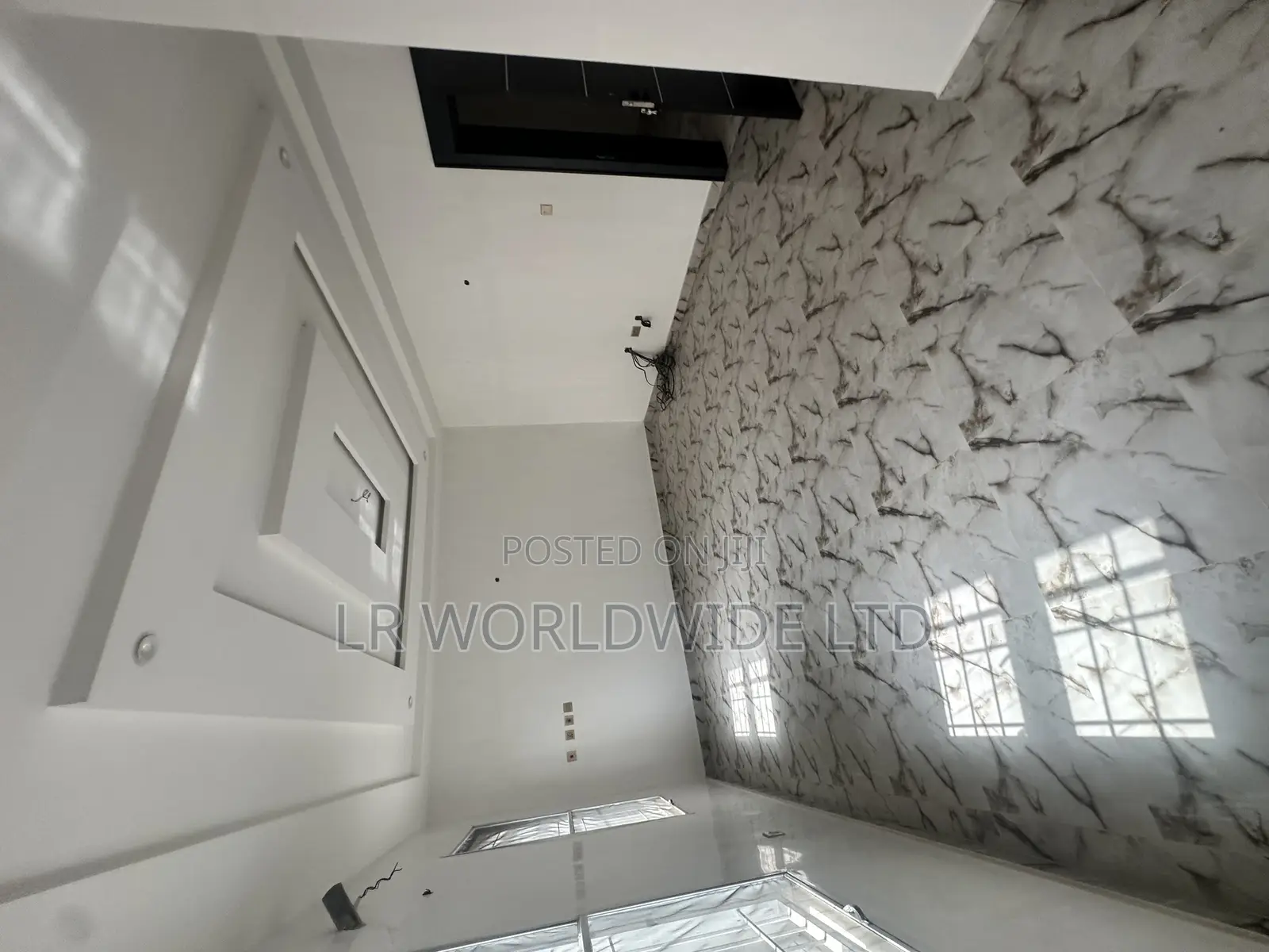 5bdrm Duplex in Lugbe District for rent