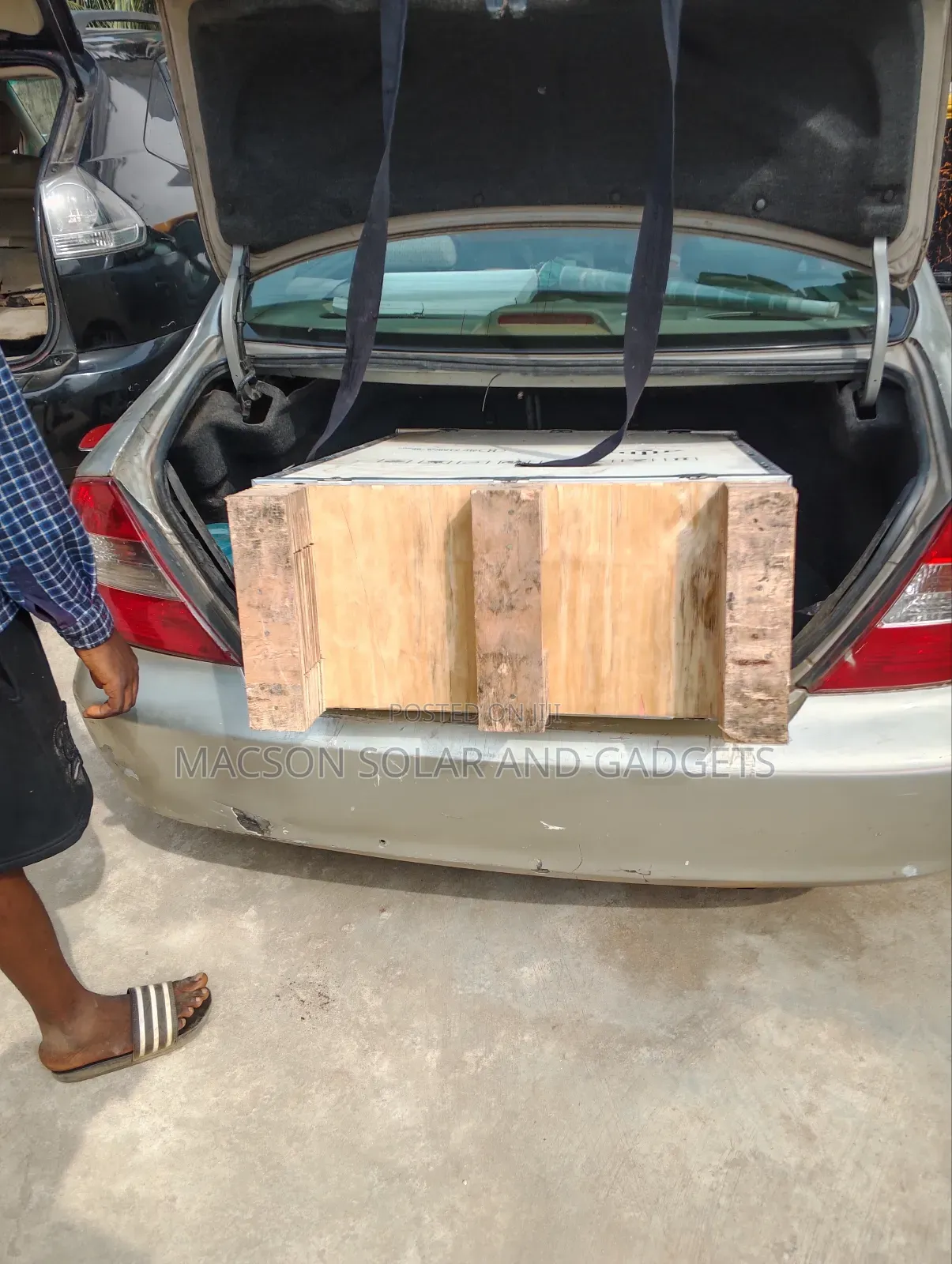 15kwh Cola Solar Battery Can Power Two Ac