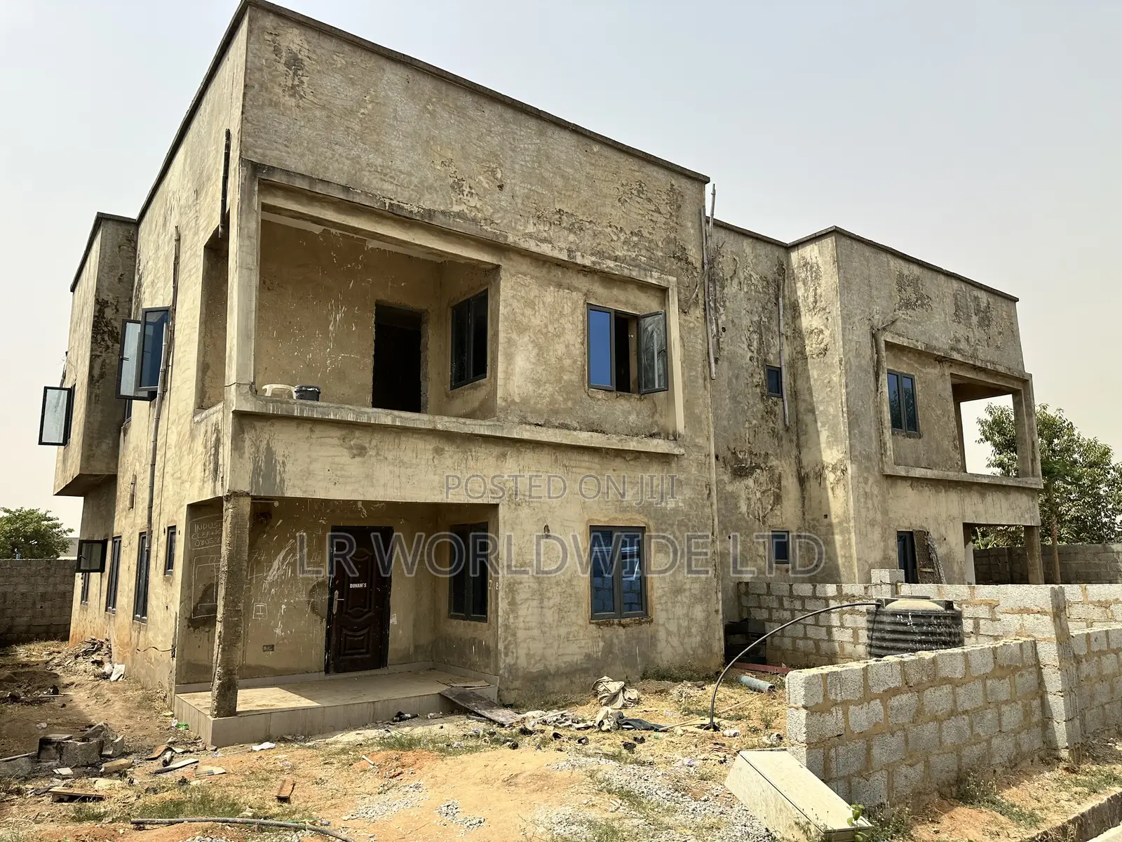 5bdrm Duplex in Lugbe District for sale