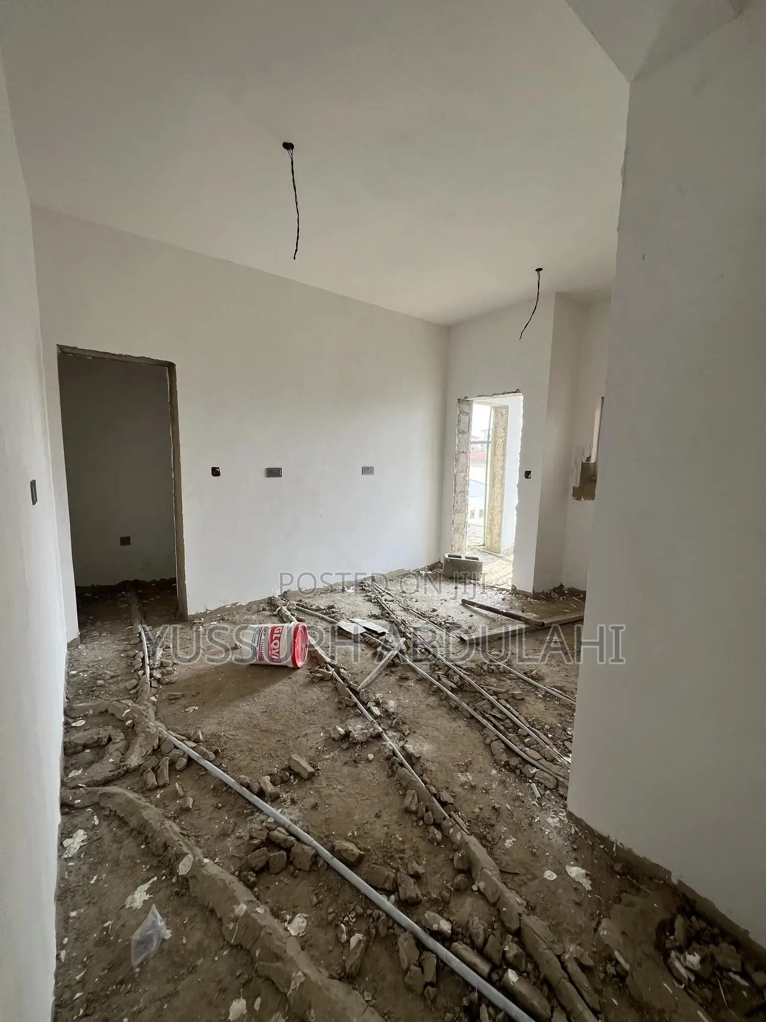 3bdrm Maisonette in Alagomeji for sale